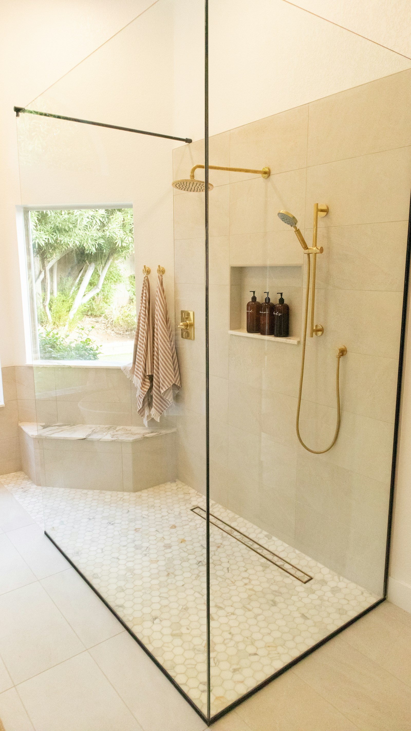 Modern bathroom fixtures